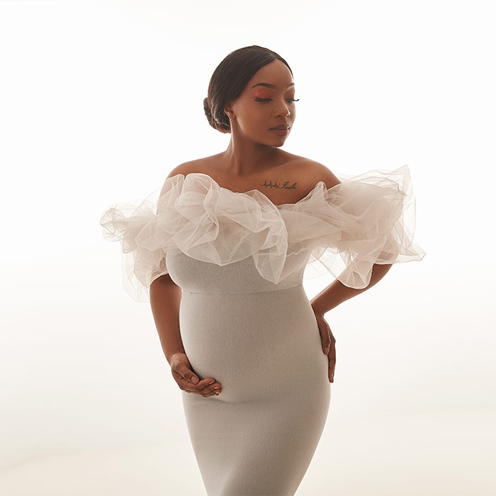 Babybauch shooting mit kleid